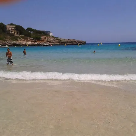 Apartamento Frente Al Mar En Portocolom Apartment *